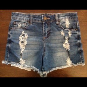 Elite Jeans Destructed Fray Hem Shorts